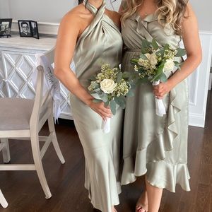 Show me your mumu jasmine halter green midi dress